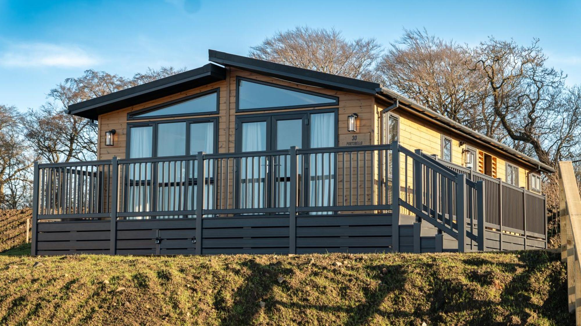 Lost Shore Surf Lodge Ratho